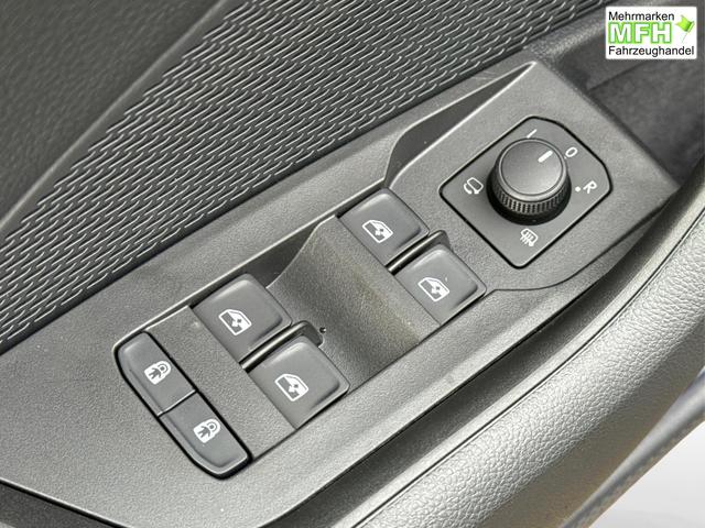 Skoda / Octavia Combi / Schwarz / / / AHK+KAMERA+ACC+EL. HECKKL+SHZ