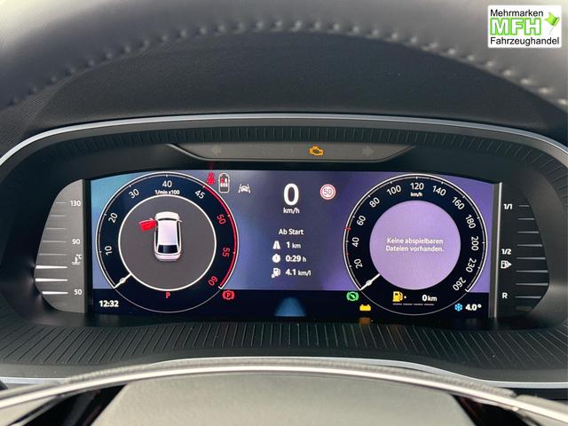 Skoda / Octavia Combi / Schwarz / / / AHK+KAMERA+ACC+EL. HECKKL+SHZ