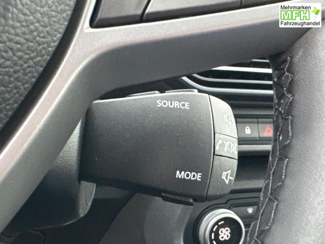 Dacia / Sandero / / / / KAMERA+SHZ + PDC+ DAB+ KLIMA