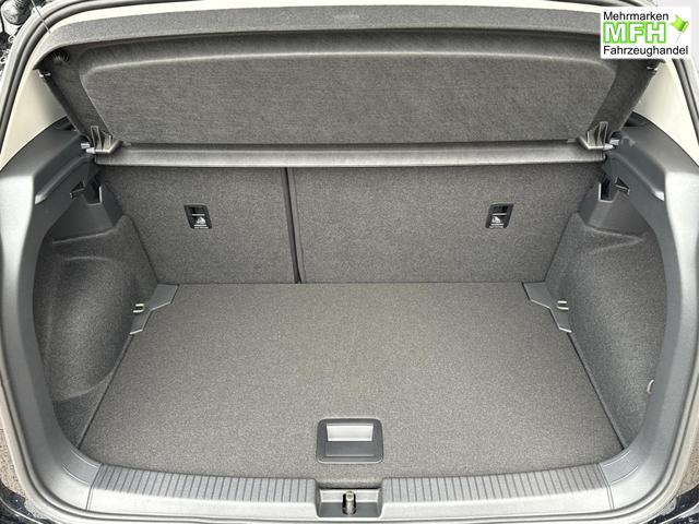 Volkswagen / T-Cross / Schwarz / / / MATRIX+KAMERA+ACC+KLIMA+SHZ+17 LM+KEYLESS