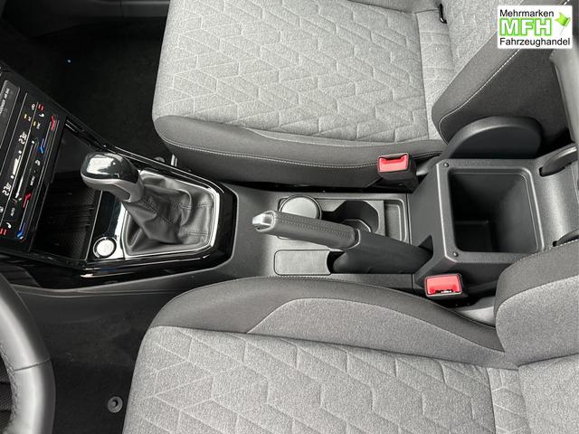 Volkswagen / T-Cross / Schwarz / / / MATRIX+KAMERA+ACC+KLIMA+SHZ+17 LM+KEYLESS