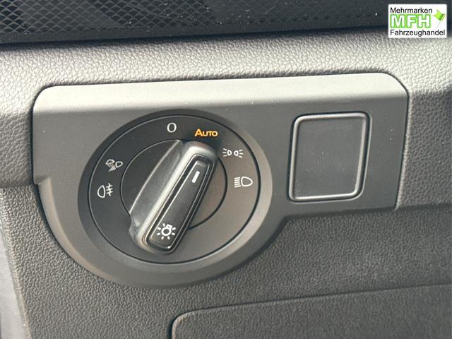 Volkswagen / T-Cross / Schwarz / / / MATRIX+KAMERA+ACC+KLIMA+SHZ+17 LM+KEYLESS