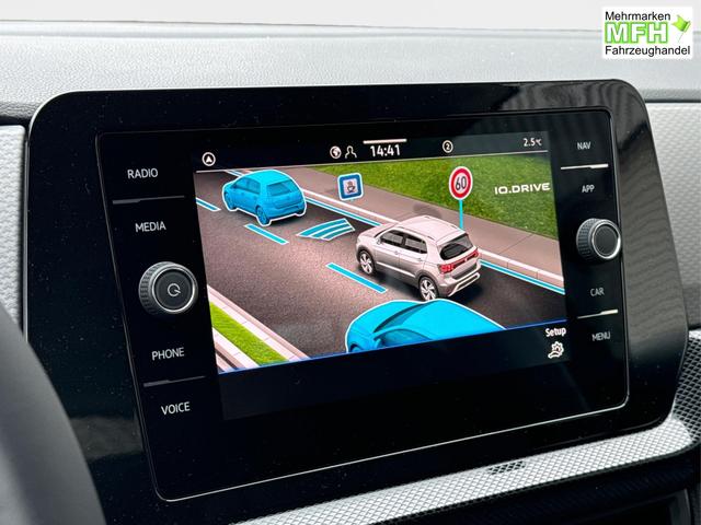 Volkswagen / T-Cross / Schwarz / / / MATRIX+KAMERA+ACC+KLIMA+SHZ+17 LM+KEYLESS