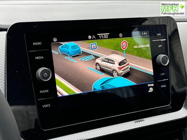 Volkswagen / T-Cross / Blau / / / MATRIX+KAMERA+ACC+KLIMA+SHZ+17 LM+KEYLESS