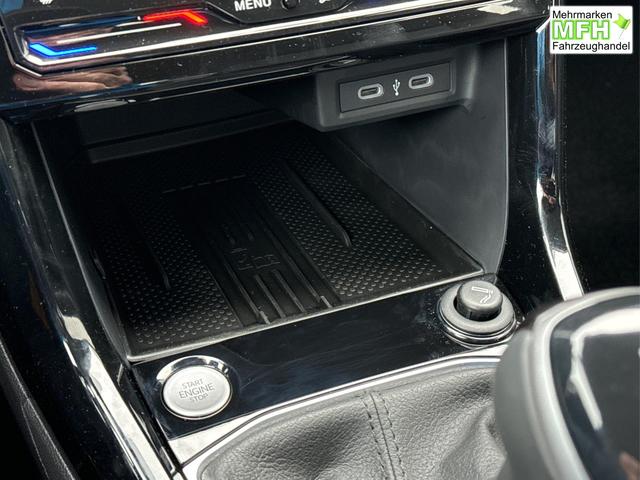 Volkswagen / T-Cross / Blau / / / MATRIX+KAMERA+ACC+KLIMA+SHZ+17 LM+KEYLESS