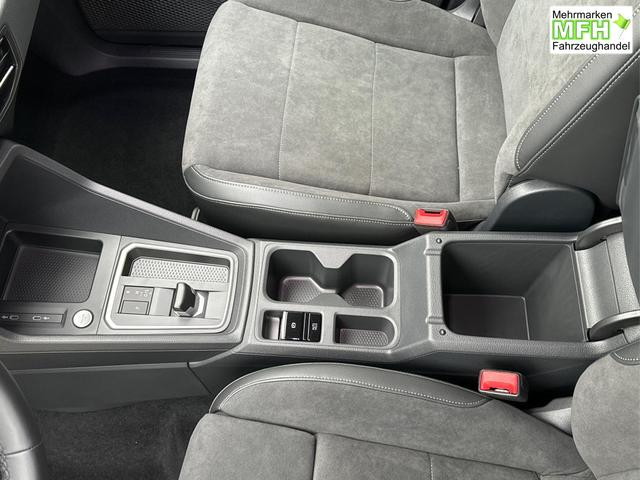 Volkswagen / Caddy / / / / LANE ASSIST+NAVI+KAM+SHZ+KLIMA+AHK+ACC