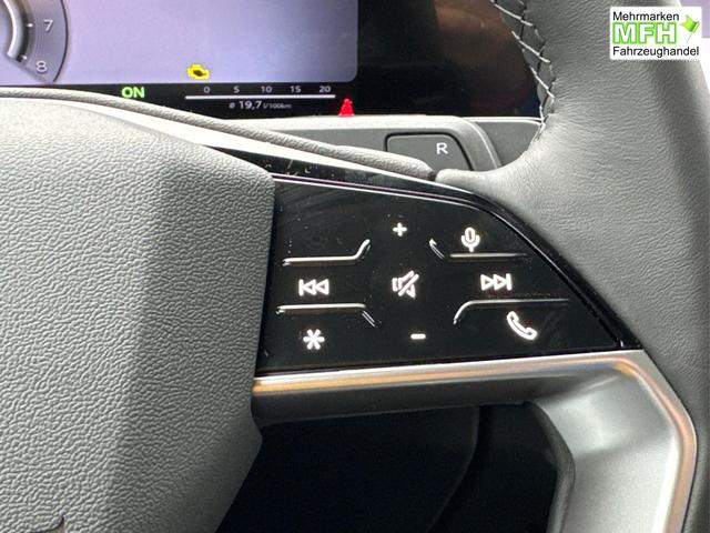 Audi / Q3 / Schwarz / / / SUV *Neues Modell*NAVI+ACC+KAMERA+PDC+EL. HECKKL.+LED, Beispielbilder, ggf. teilweise mit Sonderausstattung