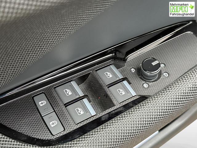 Audi / Q3 / Schwarz / / / SUV *Neues Modell*NAVI+ACC+KAMERA+PDC+EL. HECKKL.+LED, Beispielbilder, ggf. teilweise mit Sonderausstattung