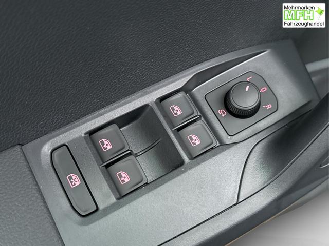 Seat / Arona / Blau / / / 5J GARANTIE+SHZ+KLIMA+PDC+TEMPOMAT+VOLL-LED+16 ALU