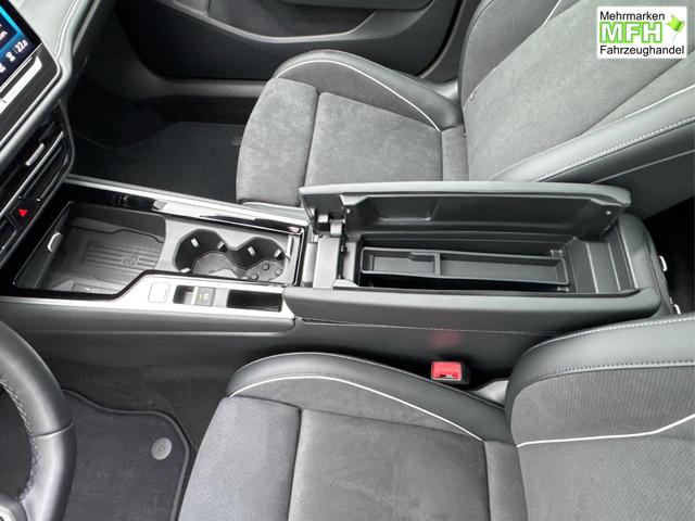 Volkswagen / Passat Variant / Grau / / / DSG+PANO+NAVI+MATRIX+360 KAM+MASSAGE+ACC+18 LM