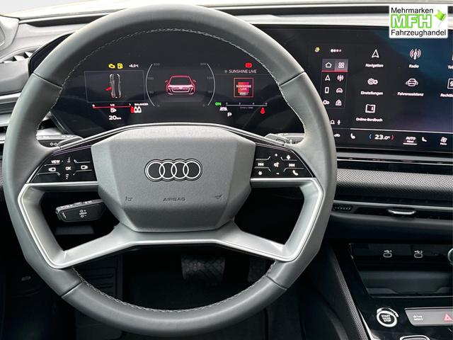 Audi / A5 / / / / quattro NAVI+EL. HECKKL.+PDC+LED+17 LM