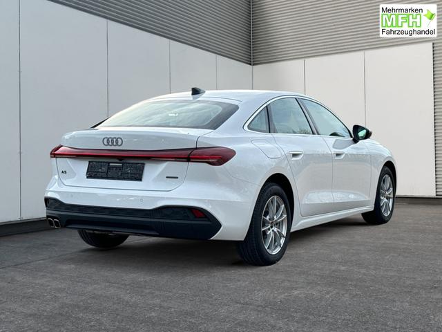 Audi / A5 / / / / quattro NAVI+EL. HECKKL.+PDC+LED+17 LM