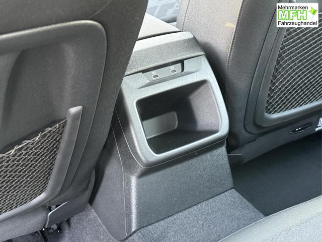 Audi / A5 / / / / quattro NAVI+EL. HECKKL.+PDC+LED+17 LM