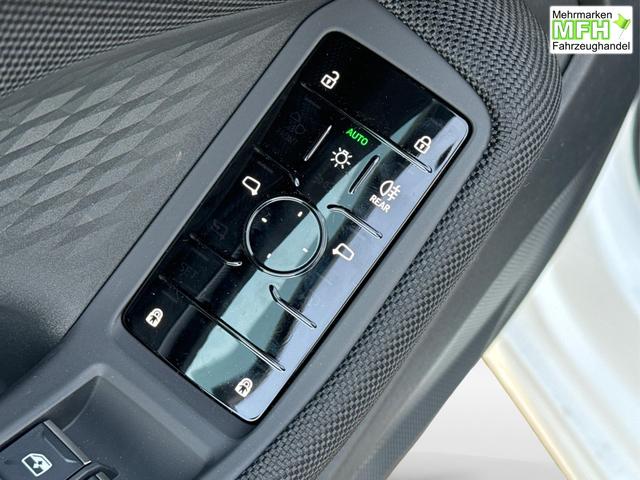 Audi / A5 / / / / quattro NAVI+EL. HECKKL.+PDC+LED+17 LM