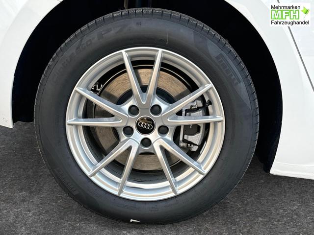 Audi / A5 / / / / quattro NAVI+EL. HECKKL.+PDC+LED+17 LM