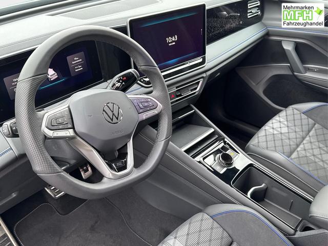 Volkswagen / Tiguan / Grau / / / PLUG-IN+PANO+AHK+HD MATRIX+NAVI+BLACK STYLE+20 LM+ACC
