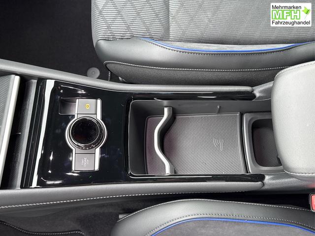 Volkswagen / Tiguan / Grau / / / PLUG-IN+PANO+AHK+HD MATRIX+NAVI+BLACK STYLE+20 LM+ACC