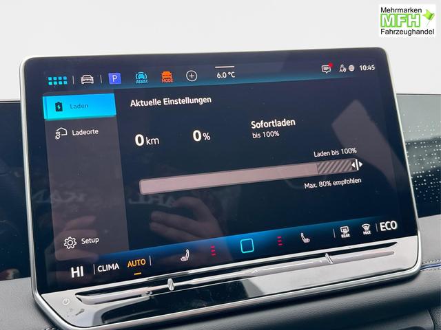 Volkswagen / Tiguan / Grau / / / PLUG-IN+PANO+AHK+HD MATRIX+NAVI+BLACK STYLE+20 LM+ACC