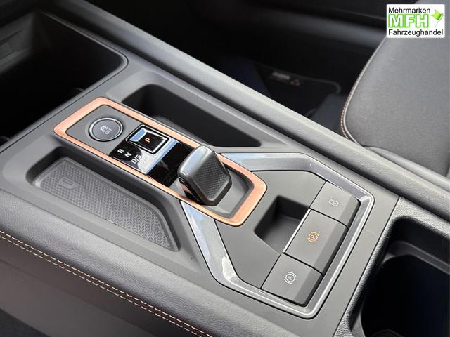 Cupra / Leon Sportstourer / Gelb / / / 