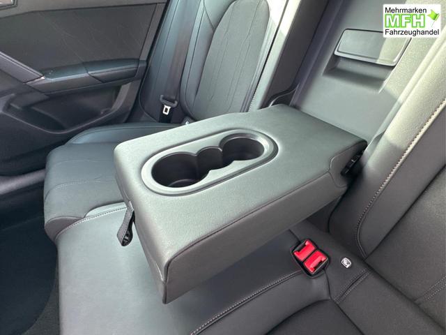 Cupra / Leon Sportstourer / Gelb / / / 