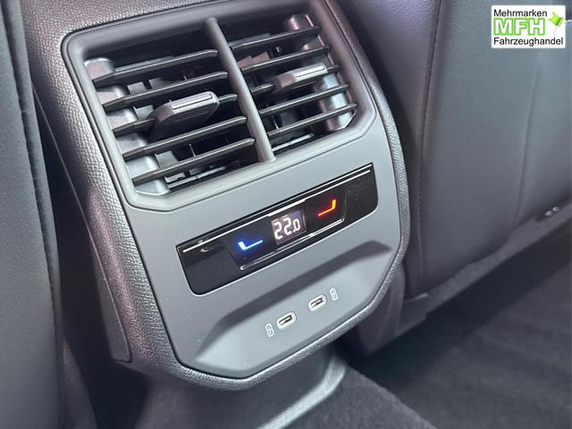 Cupra / Leon Sportstourer / Gelb / / / , Beispielbilder, ggf. teilweise mit Sonderausstattung