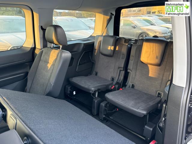 Volkswagen / Caddy Maxi / / / / Caddy Maxi NAVI+AHK+SHZ+LED+ KAMERA+PDC+ LANE ASSIST