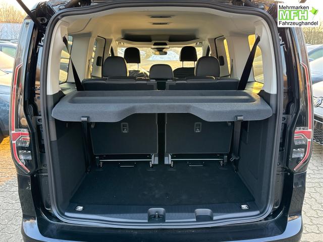 Volkswagen / Caddy Maxi / / / / Caddy Maxi NAVI+AHK+ACC+SHZ+LED+KAMERA+PDC+LANE ASSIST