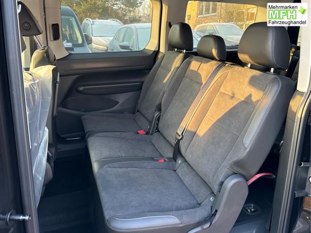 Volkswagen / Caddy Maxi / / / / Caddy Maxi NAVI+AHK+ACC+SHZ+LED+KAMERA+PDC+LANE ASSIST