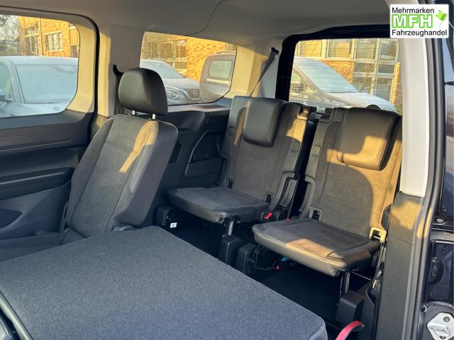 Volkswagen / Caddy Maxi / / / / Caddy Maxi NAVI+AHK+ACC+SHZ+LED+KAMERA+PDC+LANE ASSIST