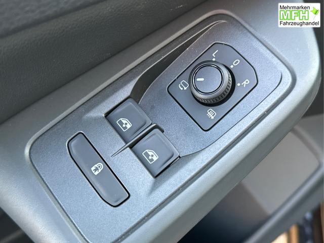 Volkswagen / Caddy Maxi / / / / Caddy Maxi NAVI+AHK+ACC+SHZ+LED+KAMERA+PDC+LANE ASSIST