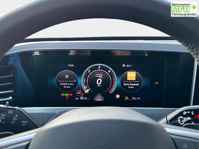 Volkswagen / Passat Variant / Schwarz / / / 4WD+PANO+AHK+HARMAN+NAVI+HUD+Matrix+ACC, Beispielbilder, ggf. teilweise mit Sonderausstattung