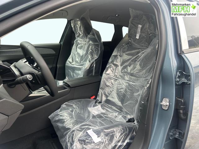 Beispielbilder, ggf. teilweise mit Sonderausstattung