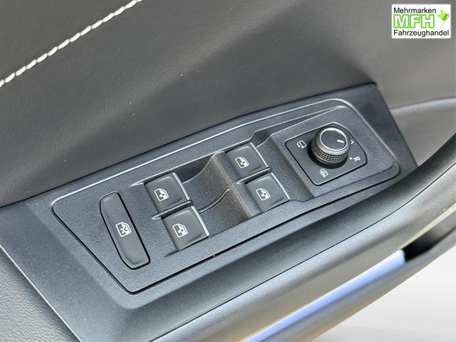 Volkswagen / T-Roc / / / / MATRIX LED+ KAMERA+ EL. HECKKL.+PDC+SHZ, Beispielbilder, ggf. teilweise mit Sonderausstattung