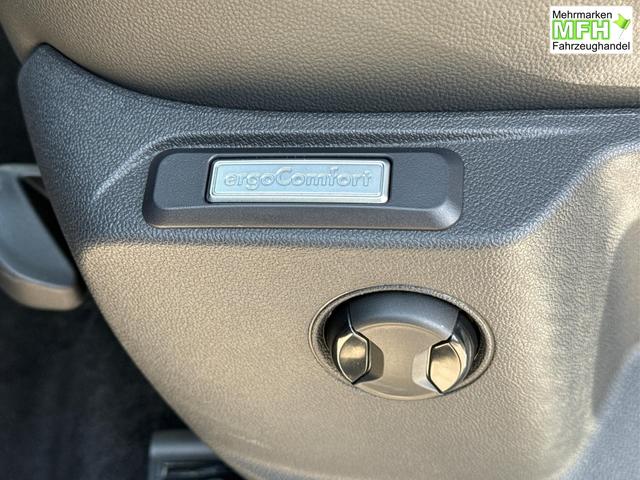 Volkswagen / Caddy Maxi / / / / Caddy Maxi NAVI+AHK+SHZ+LED+ KAMERA+PDC+ LANE ASSIST