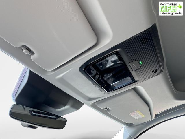 Volkswagen / Caddy Maxi / / / / Caddy Maxi NAVI+AHK+SHZ+LED+ KAMERA+PDC+ LANE ASSIST