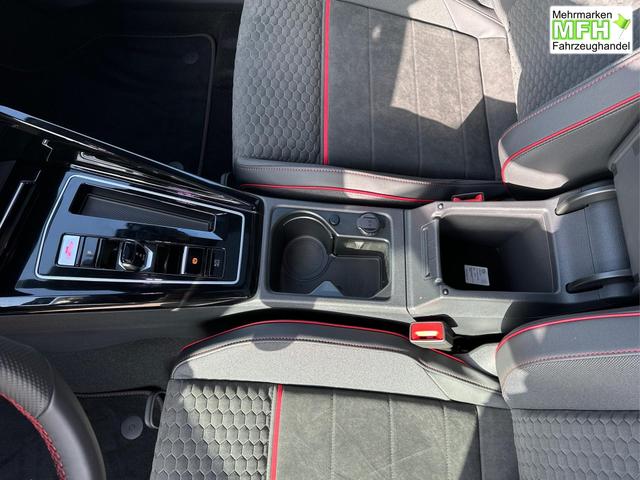 Volkswagen / Golf / / / / PANO+MATRIX+HUD+HARMAN+NAVI+360 KAMERA+19 LM, Beispielbilder, ggf. teilweise mit Sonderausstattung