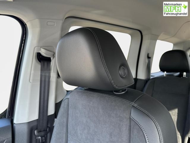 Volkswagen / Caddy Maxi / / / / Caddy Maxi NAVI+AHK+SHZ+LED+ KAMERA+PDC+ LANE ASSIST