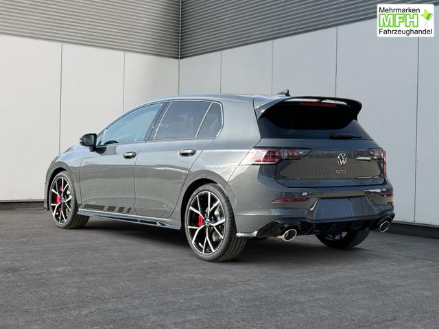 Volkswagen / Golf / / / / PANO+MATRIX+HUD+HARMAN+NAVI+360 KAMERA+19 LM, Beispielbilder, ggf. teilweise mit Sonderausstattung