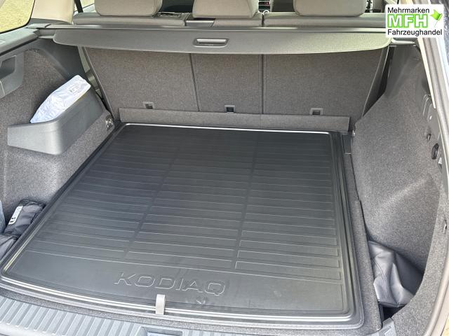 Skoda / Kodiaq / Schwarz / / / 4x4+AHK+MATRIX-LED+KAMERA+EL.HECKKL.+PDC, Beispielbilder, ggf. teilweise mit Sonderausstattung