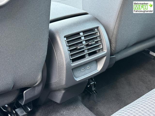 Volkswagen / Caddy / / / / K&Uuml;CHE+KAMERA+PDC+ACC+WINTERPAKET