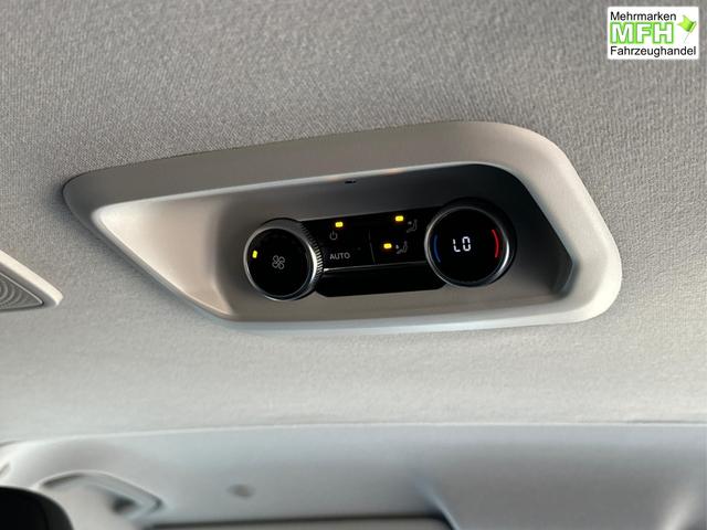 Volkswagen / T7 Caravelle / / / / LR+9 Sitze+AHK+KLIMAAUT.+KAMERA+PDC+LED