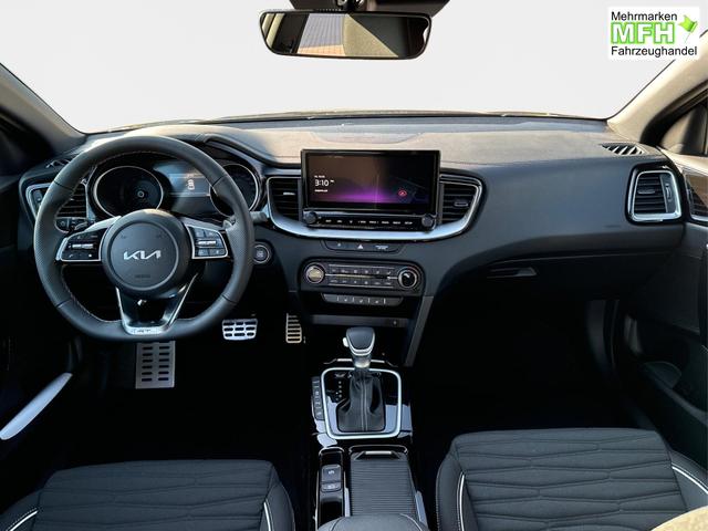 Kia / XCeed / Schwarz / / / ACC+SHZ+eHK+KAMERA+NAVI+LED+18 ALU