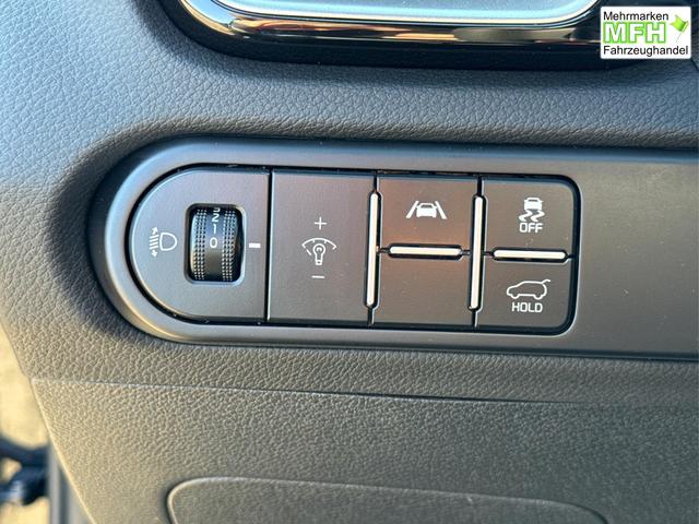 Kia / XCeed / Schwarz / / / ACC+SHZ+eHK+KAMERA+NAVI+LED+18 ALU