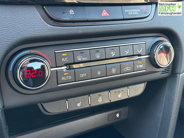 Kia / XCeed / Schwarz / / / ACC+SHZ+eHK+KAMERA+NAVI+LED+18 ALU