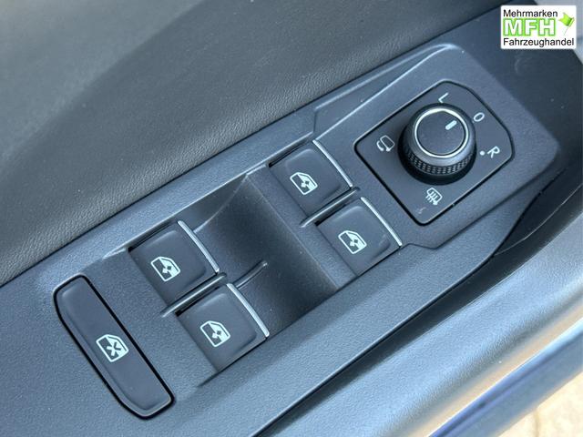 Volkswagen / T-Cross / / / / NAVI+SHZ+MATRIX+ACC+KAMERA+18'' ALU