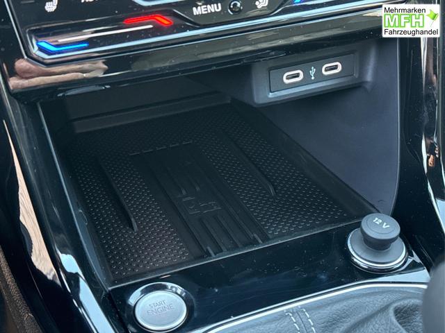 Volkswagen / T-Cross / / / / NAVI+SHZ+MATRIX+ACC+KAMERA+18'' ALU