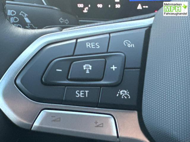 Volkswagen / T-Cross / / / / NAVI+SHZ+MATRIX+ACC+KAMERA+18'' ALU