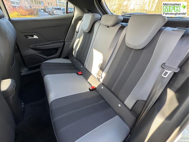 Opel / Mokka / Wei&szlig; / / / KAMERA+ACC+NAVI+SHZ+KLIMA+17ALU+LED