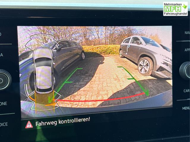Volkswagen / T-Roc / / / / MATRIX LED+ KAMERA+ EL. HECKKL.+PDC+SHZ, Beispielbilder, ggf. teilweise mit Sonderausstattung