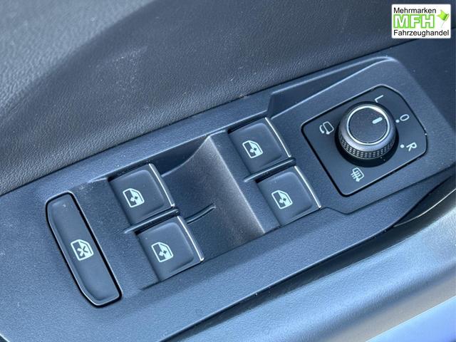 Volkswagen / T-Cross / / / / NAVI+SHZ+MATRIX+ACC+KAMERA+18'' ALU